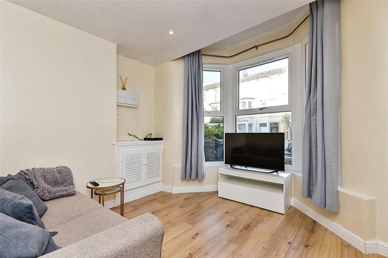 Beautiful Townhouse In Morecambe Luaran gambar